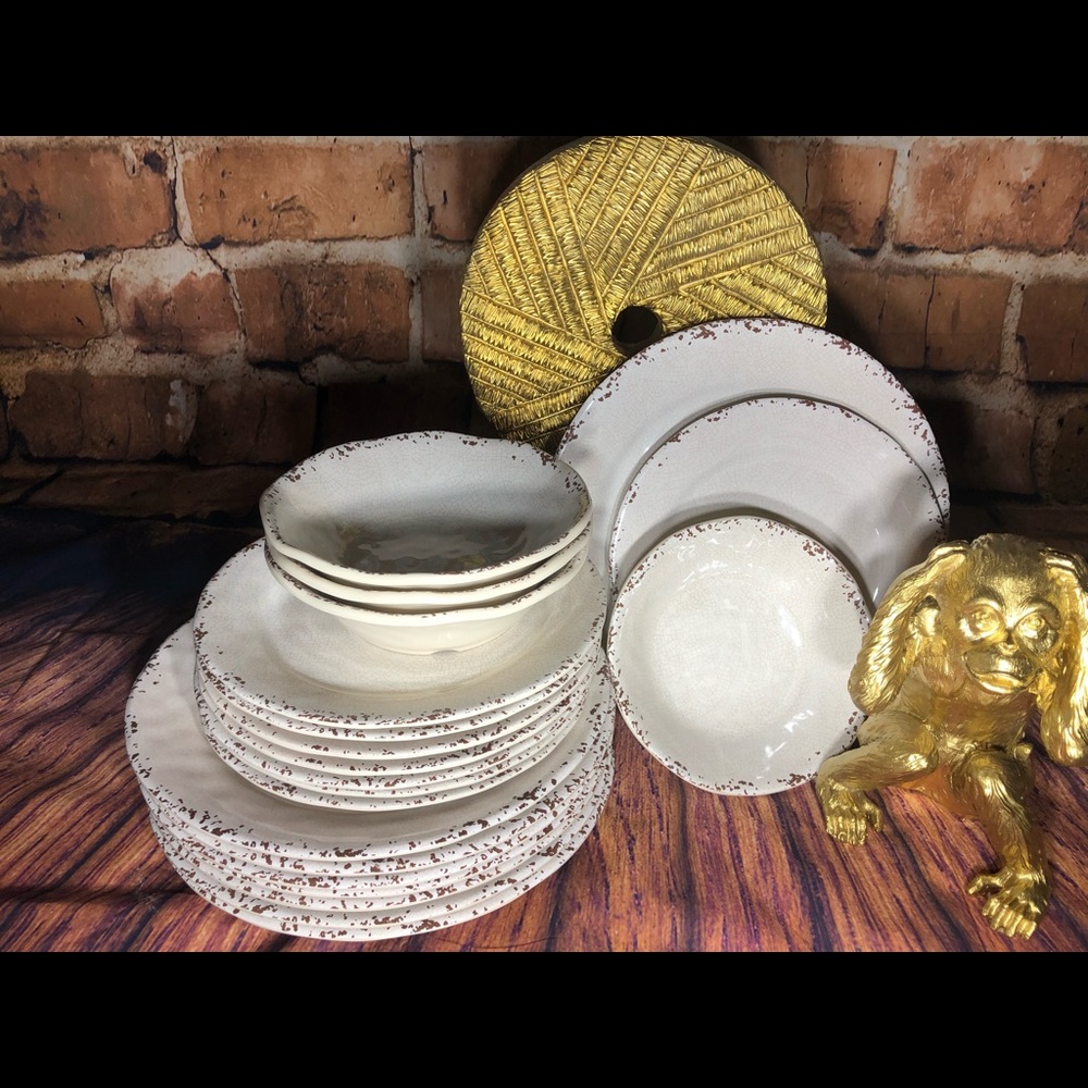 20pc Tommy Bahama Melamine Dinnerware